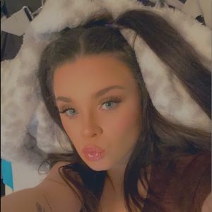 Meet your Posher, Jayde